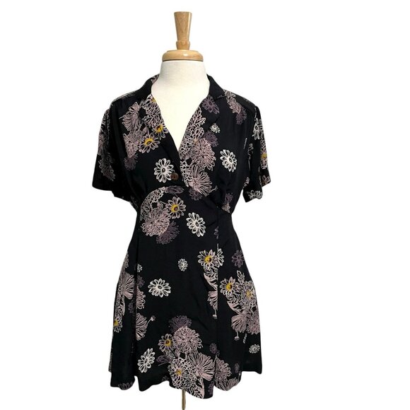 FREE PEOPLE Boho Floral Collared Short Sleeve Mini Dress Y2K size Medium - Picture 1 of 9